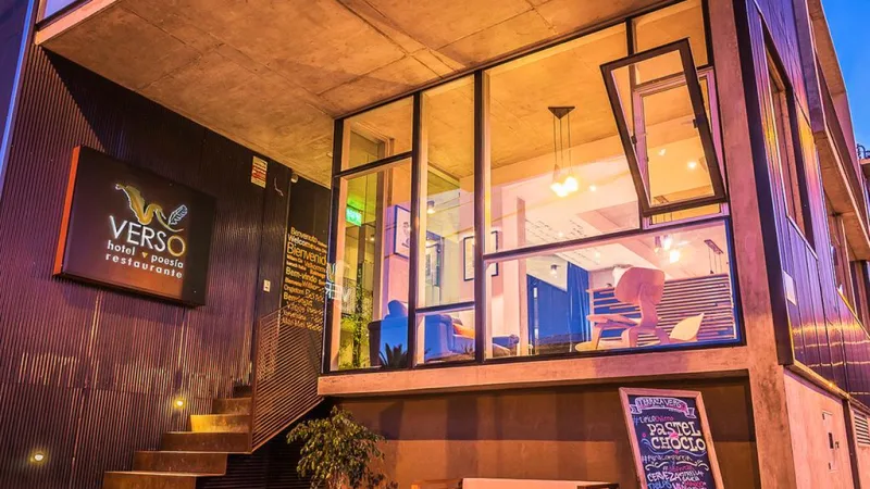 Verso Hotel