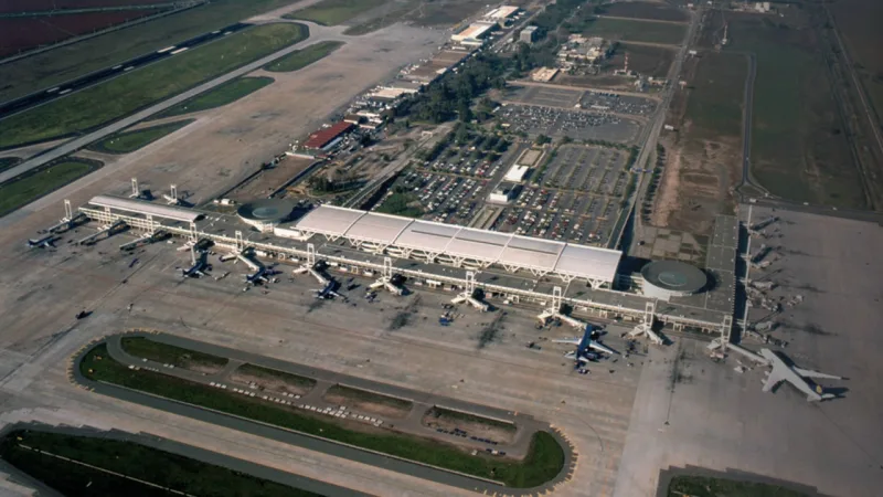 Aeropuerto Internacional Arturo Merino Benítez (SCL)